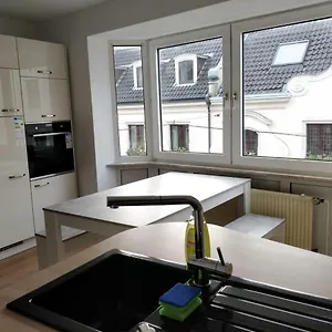 https://xxl-superior-old-town-apartment.dusseldorf-hotel.net